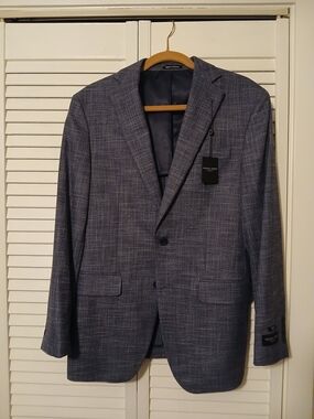 NWT Men's Blue Textured Two-Button Blazer
